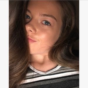 Meet your Posher, Avery